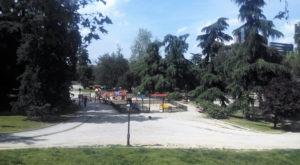 Parques infantiles en Parque de las Avenidas (Madrid)