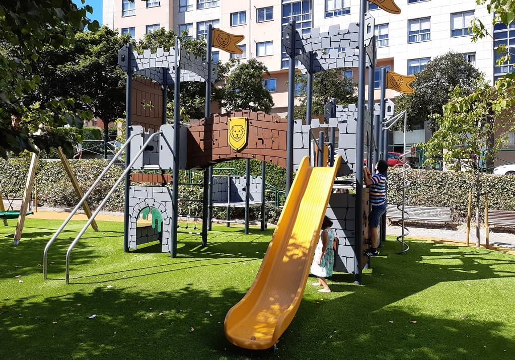 El parque infantil de Los Rosales (A Coruña)