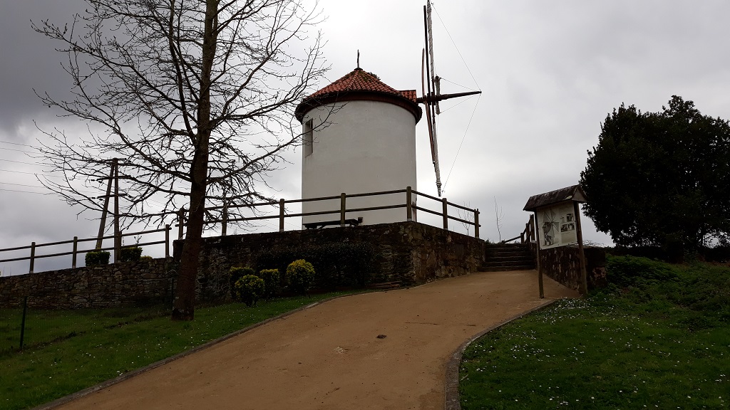 Molinos de viento en Galicia - Escapalandia