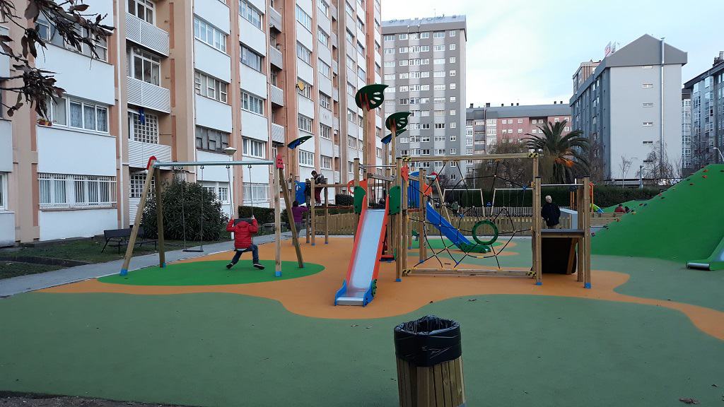 Los parques infantiles en Elviña